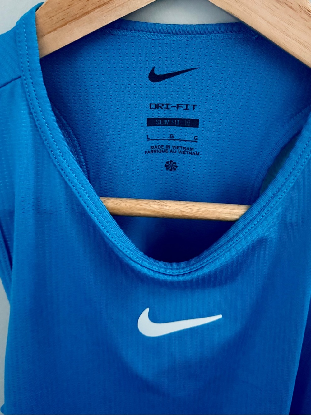 Nike Dri-FIT Women’s Blue Racerback Tank Top Size L Slim Fit Athletic Gym - Picture 3 of 6